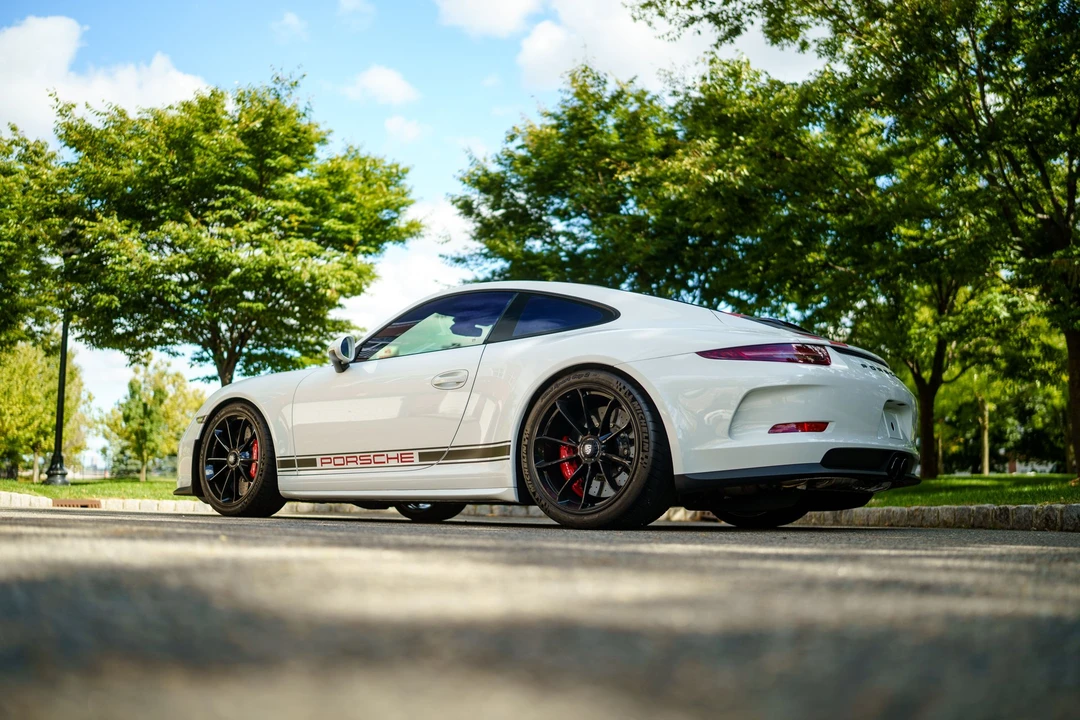 2016 Porsche 991 R - Image 18 of 31