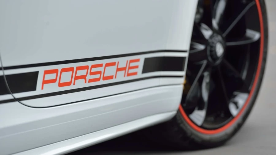 2016 Porsche 991 R - Image 16 of 20