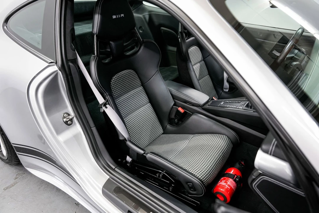 2016 Porsche 991 R - Image 29 of 31