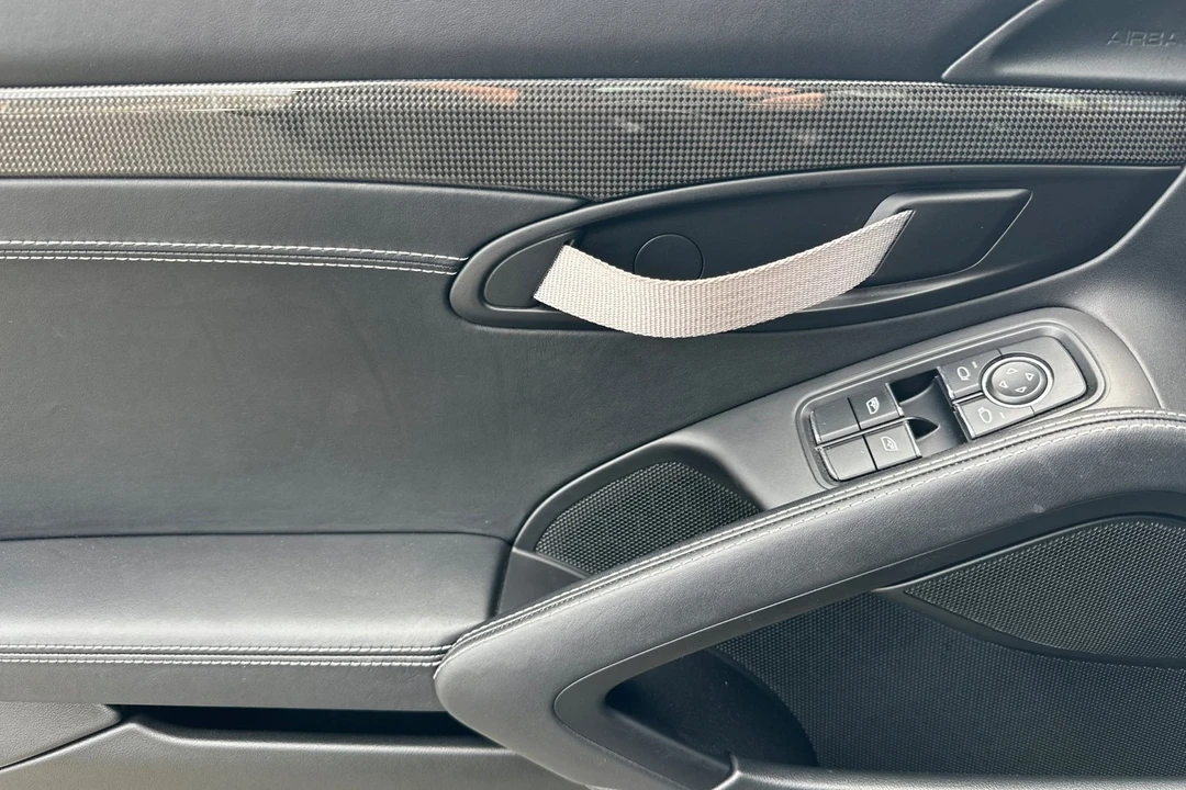 2016 Porsche 991 R - Image 12 of 21