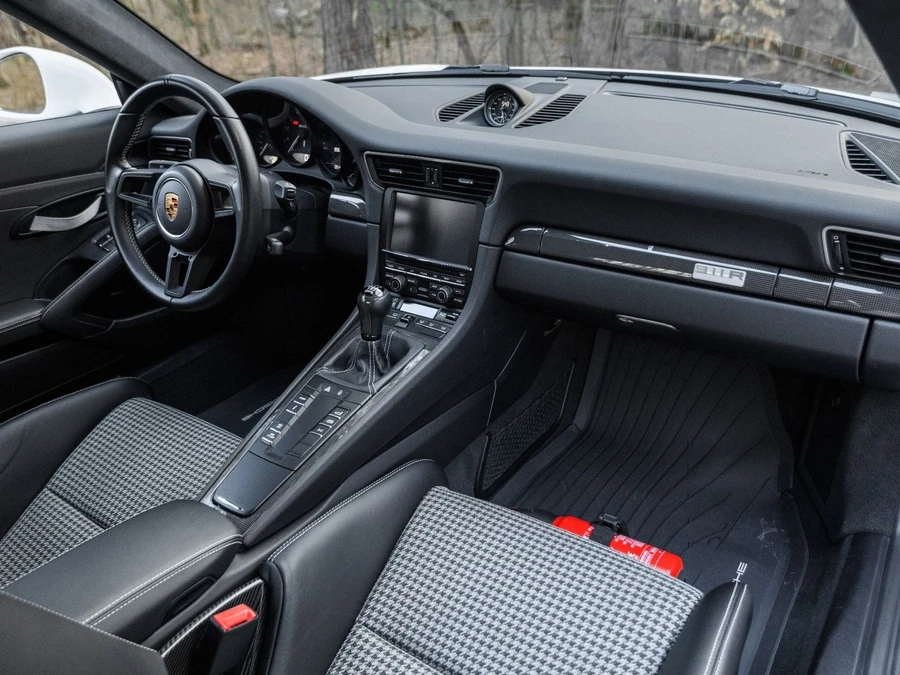 2016 Porsche 991 R - Image 16 of 31