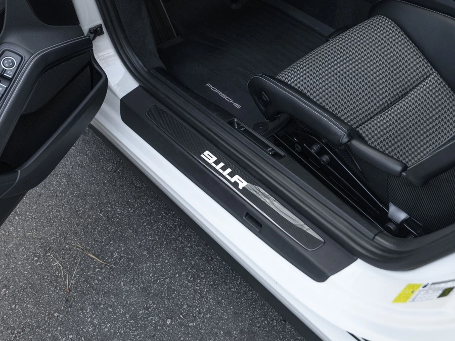 2016 Porsche 991 R - Image 31 of 31