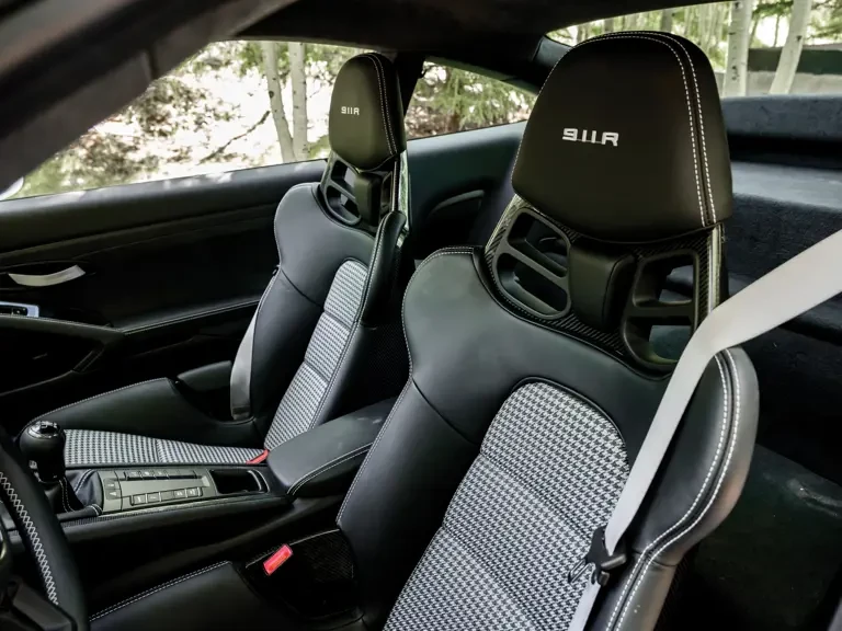 2016 Porsche 991 R - Image 28 of 31