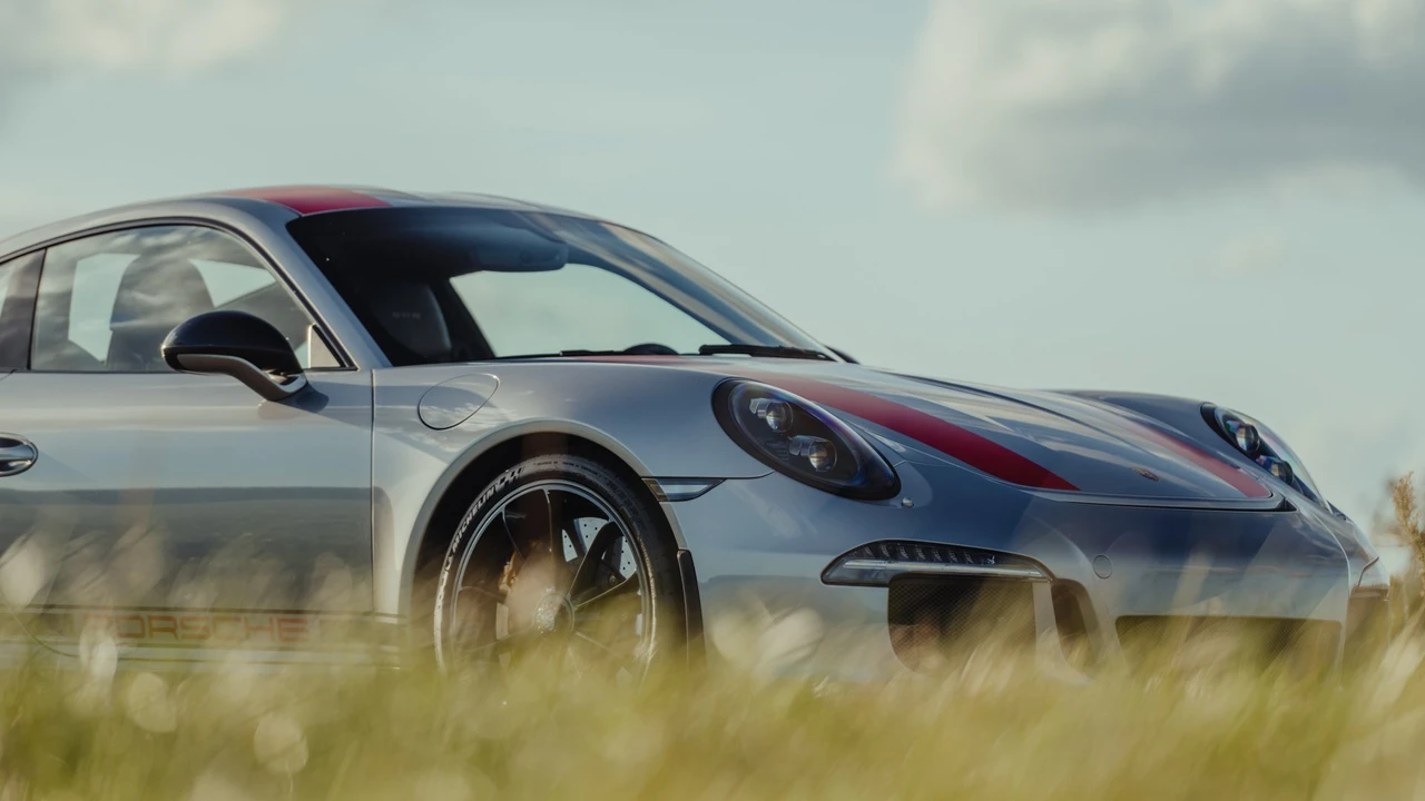 2016 Porsche 991 R - Image 19 of 31
