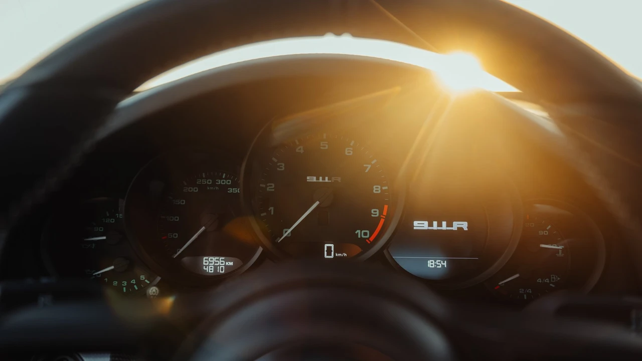 2016 Porsche 991 R - Image 10 of 31