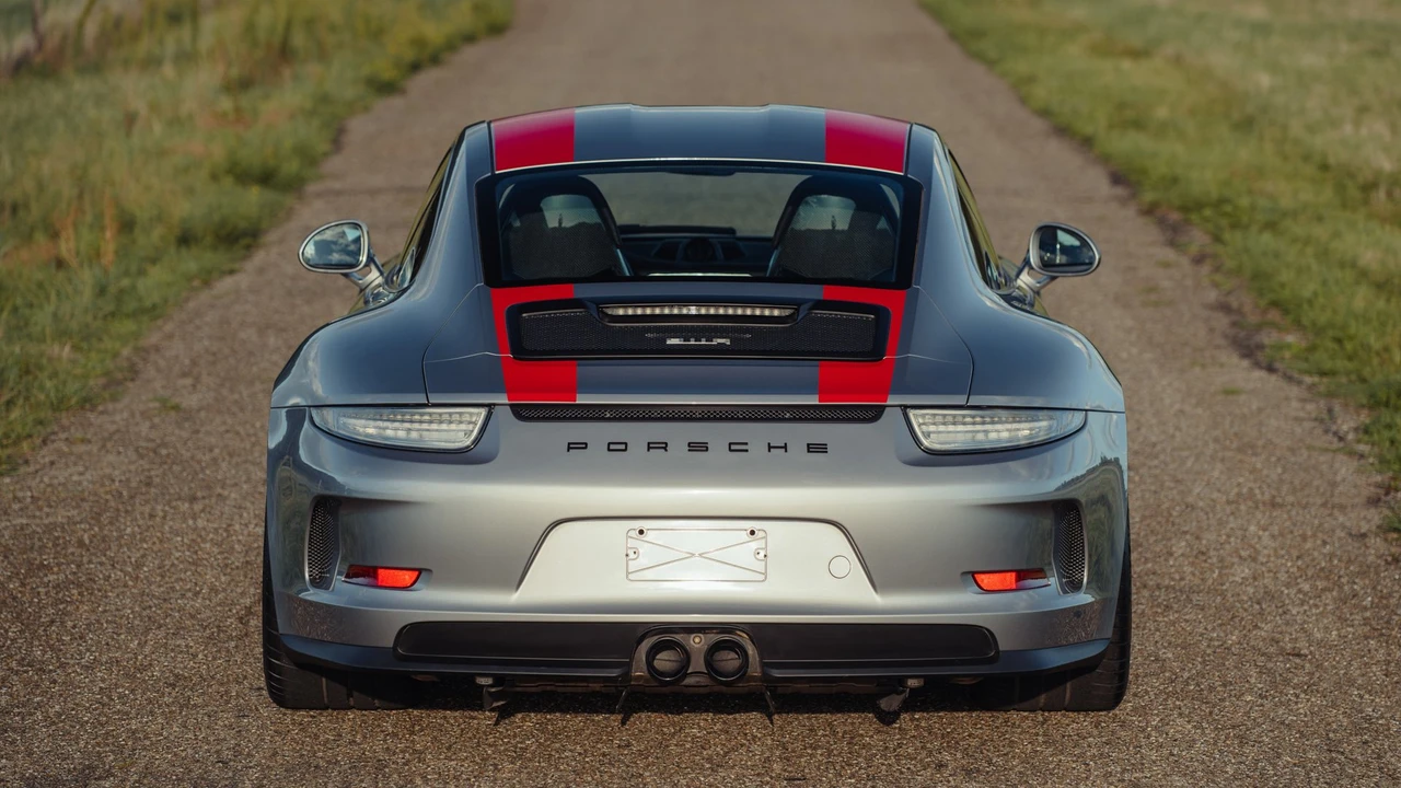 2016 Porsche 991 R - Image 27 of 31