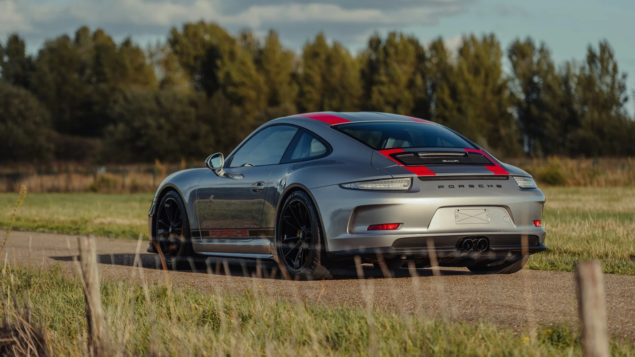 2016 Porsche 991 R - Image 26 of 31