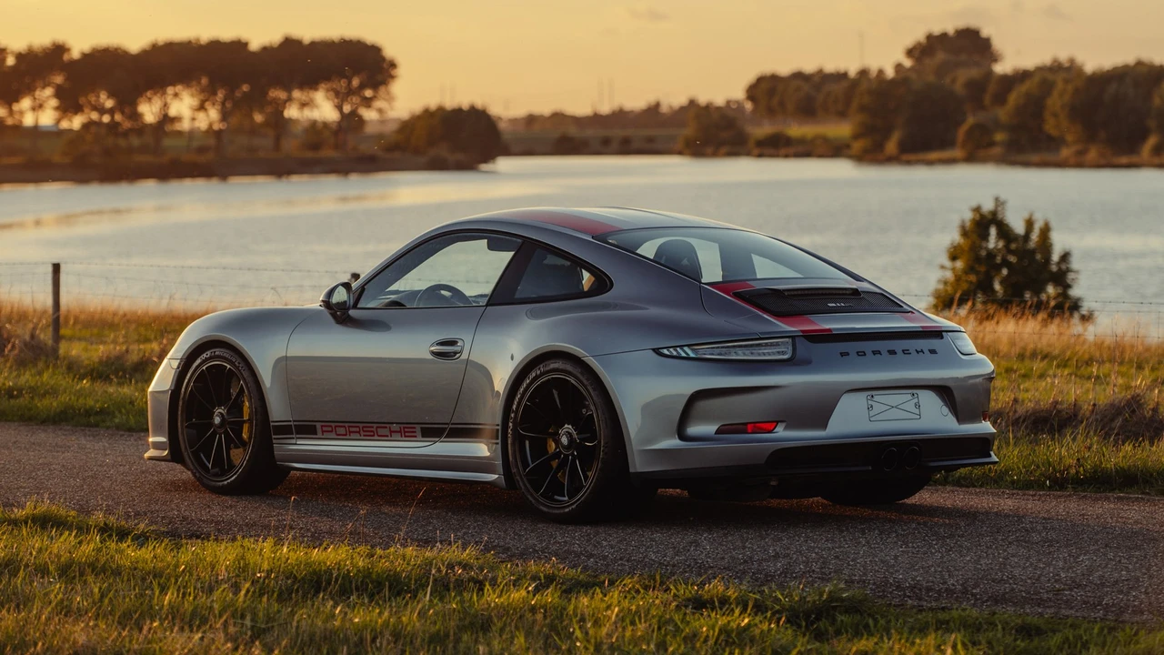 2016 Porsche 991 R - Image 7 of 31