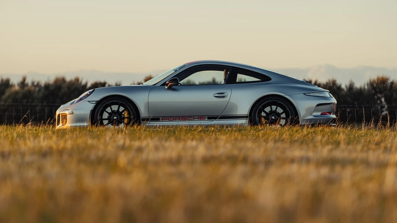 2016 Porsche 991 R - Image 4 of 31
