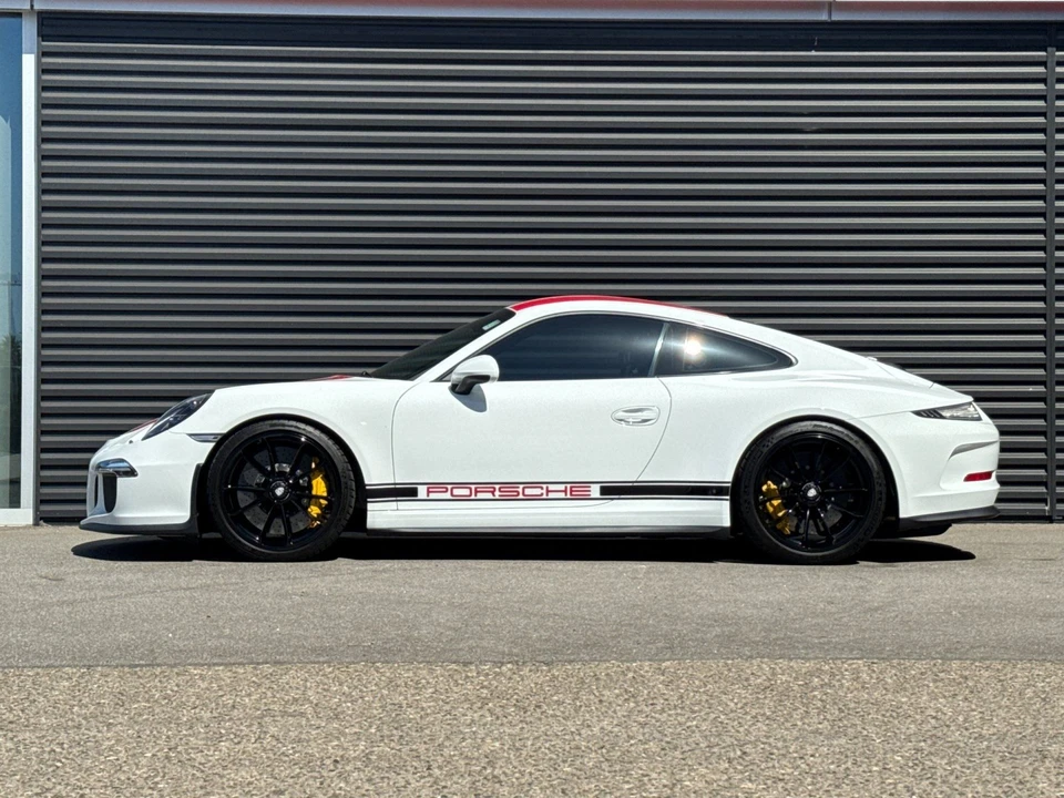 2016 Porsche 991 R - Image 2 of 31