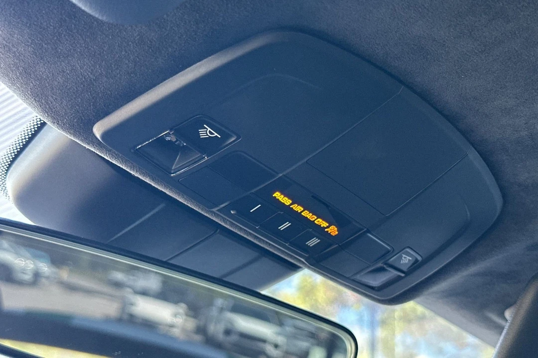 2016 Porsche - Image 19 of 31