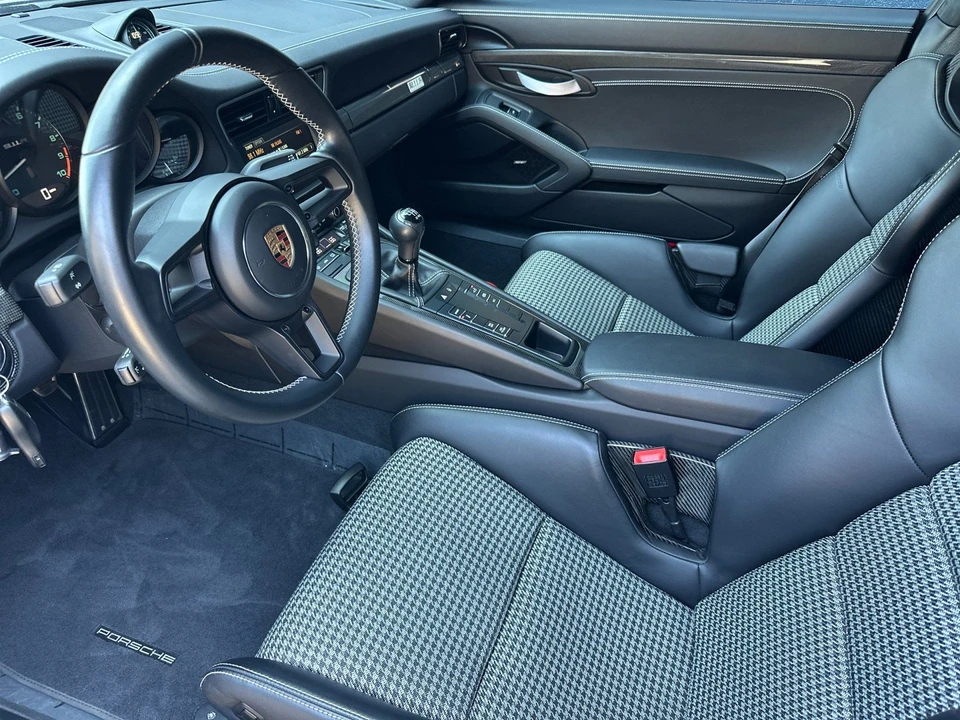 2016 Porsche 991 R - Image 4 of 31