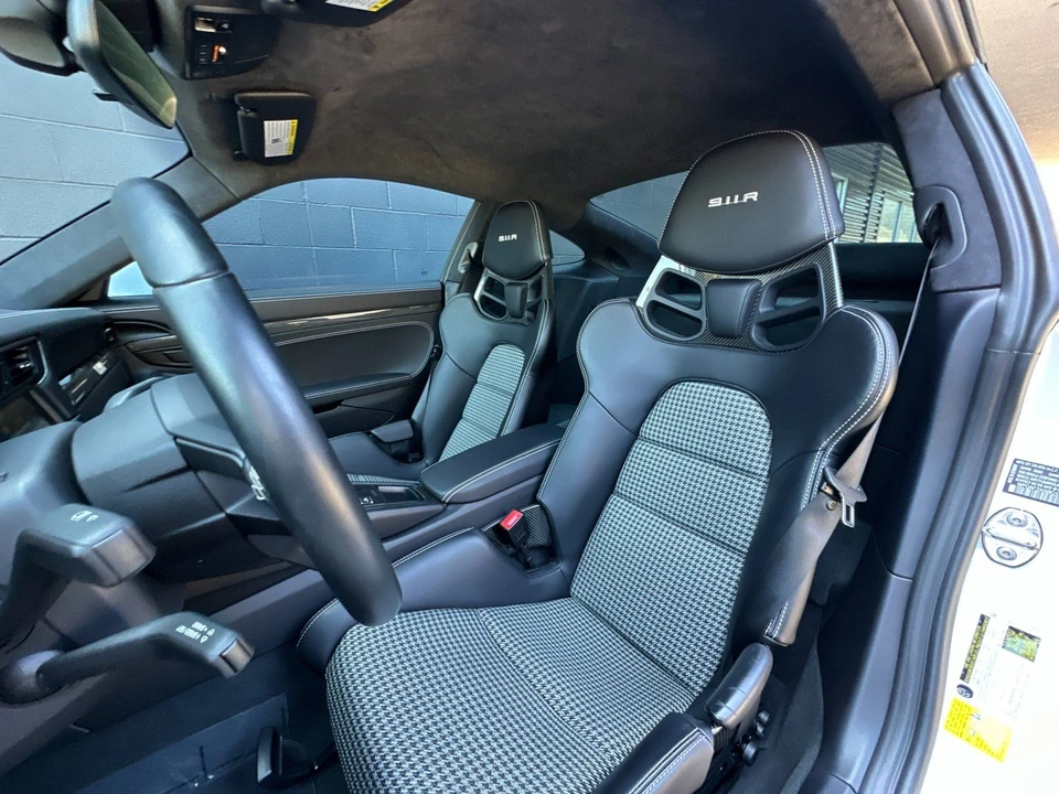 2016 Porsche 991 R - Image 5 of 31