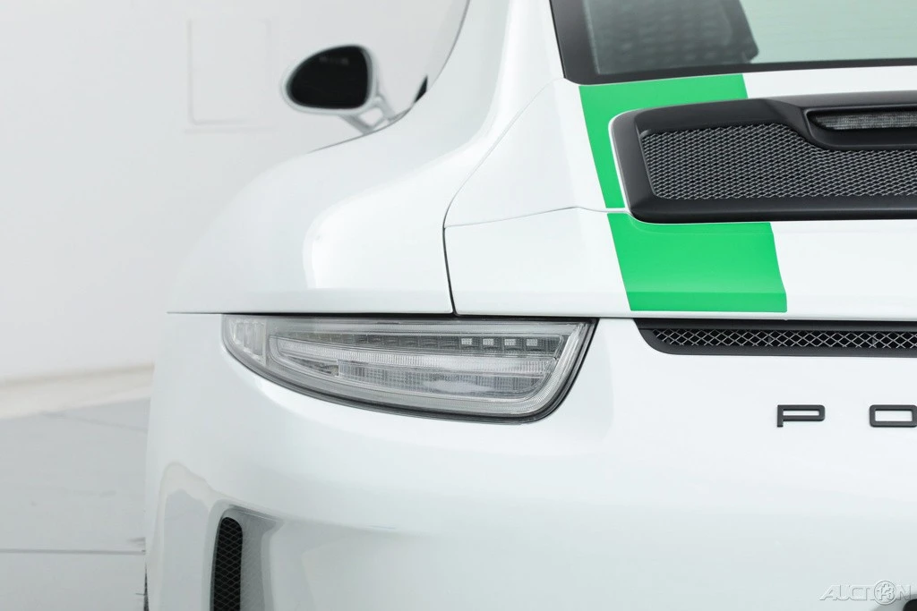 2016 Porsche 991 R - Image 17 of 21
