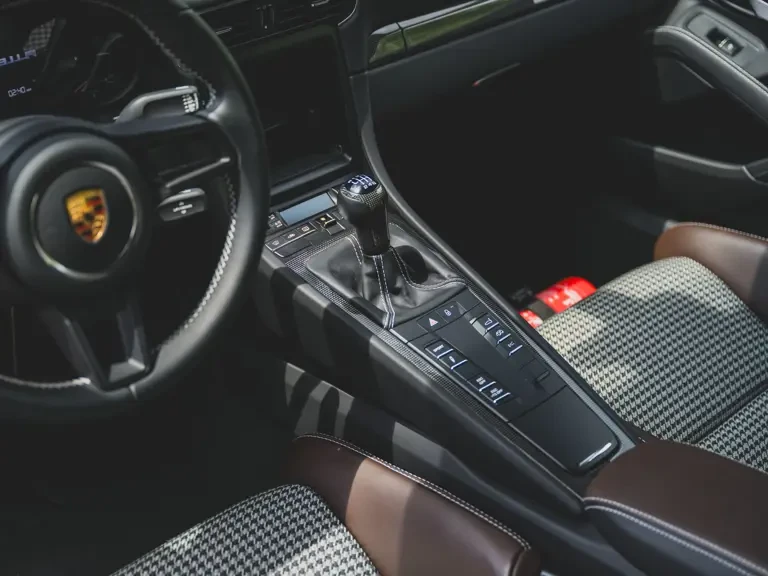 2016 Porsche 991 R - Image 30 of 31
