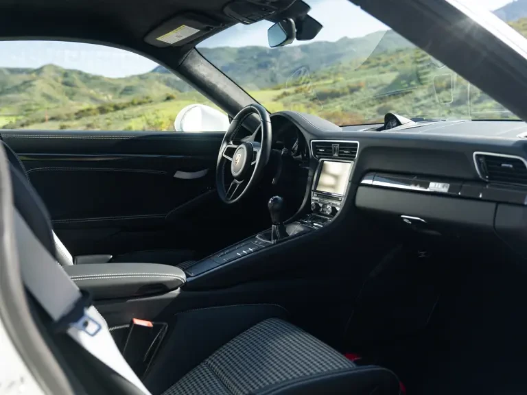 2016 Porsche 991 R - Image 12 of 31