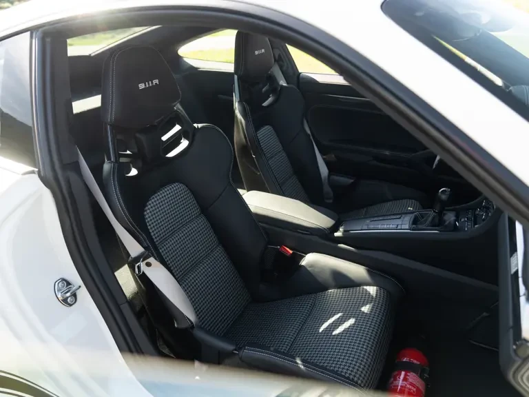 2016 Porsche 991 R - Image 22 of 31