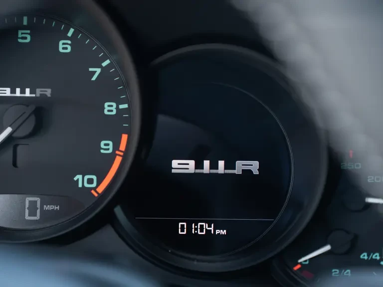 2016 Porsche 991 R - Image 15 of 31