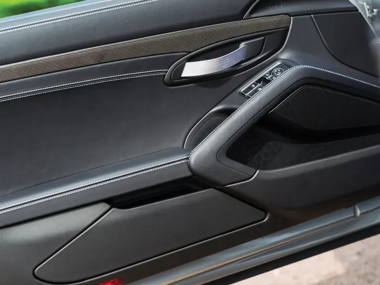 2016 Porsche 991 R - Image 17 of 31