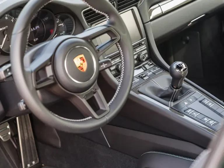 2016 Porsche 991 R - Image 15 of 31