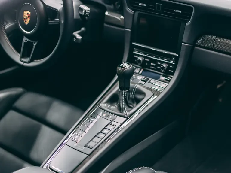 2016 Porsche 991 R - Image 14 of 31