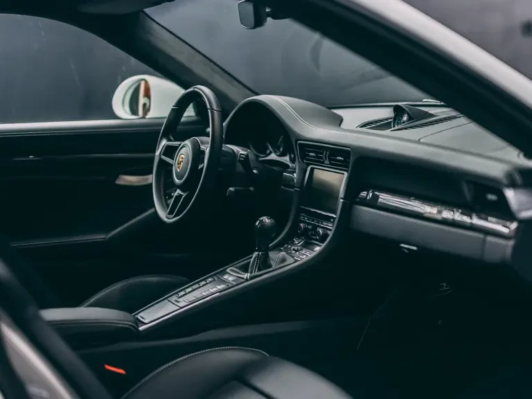 2016 Porsche 991 R - Image 15 of 31