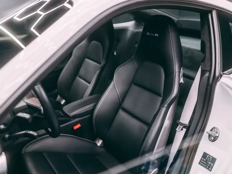 2016 Porsche 991 R - Image 13 of 31