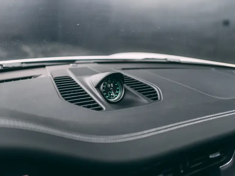 2016 Porsche 991 R - Image 26 of 31