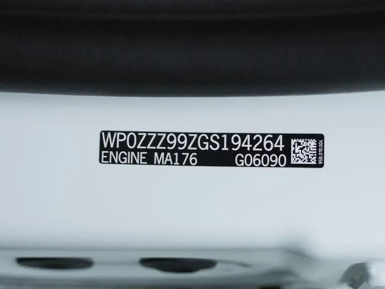 2016 Porsche 991 R - Image 21 of 24