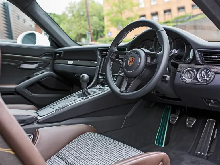 2016 Porsche 991 R - Image 5 of 24