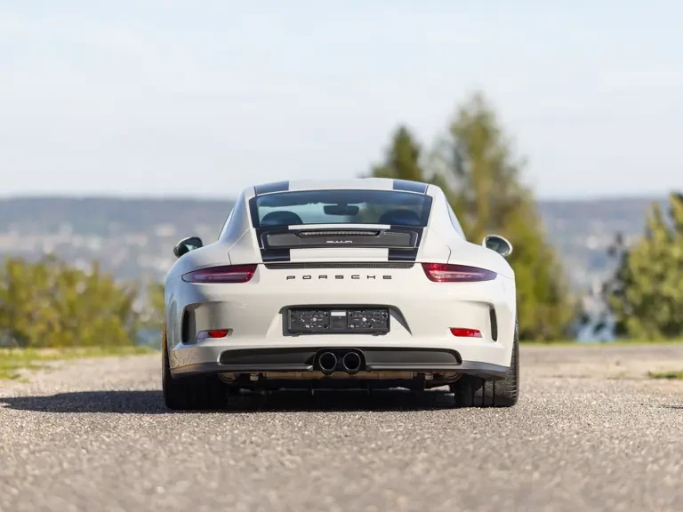 2016 Porsche 991 R - Image 9 of 31
