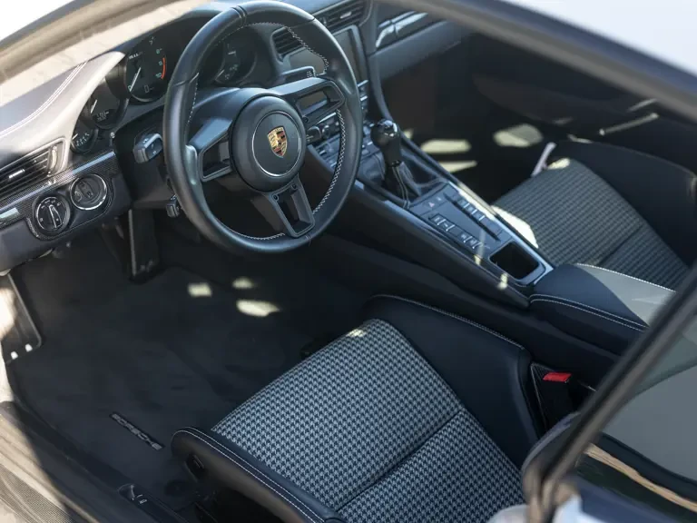 2016 Porsche 991 R - Image 5 of 31