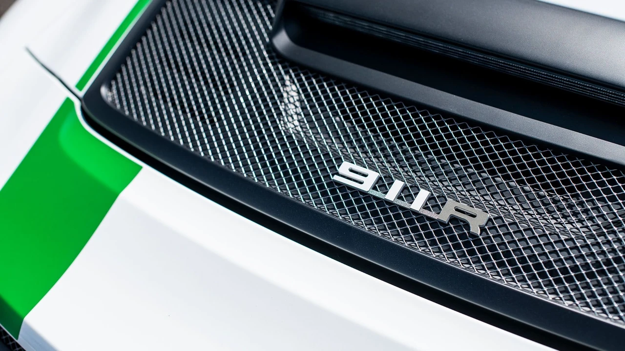 2016 Porsche 991 R - Image 25 of 31