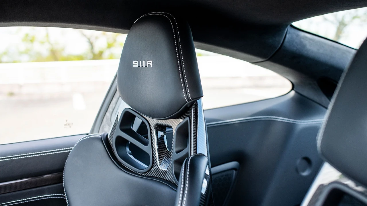2016 Porsche 991 R - Image 28 of 31