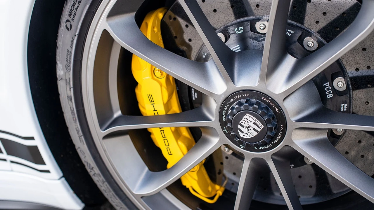 2016 Porsche 991 R - Image 4 of 31