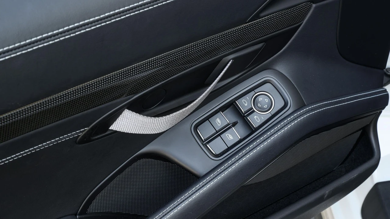 2016 Porsche 991 R - Image 29 of 31