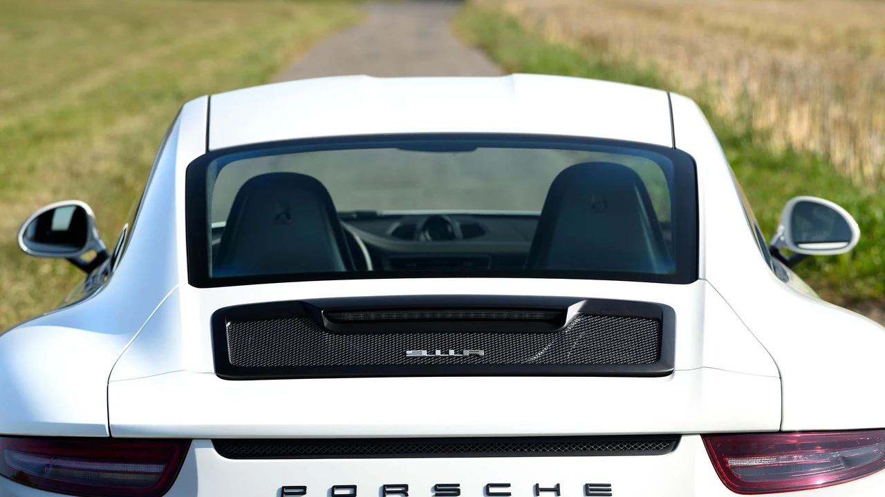 2016 Porsche 991 R - Image 26 of 31