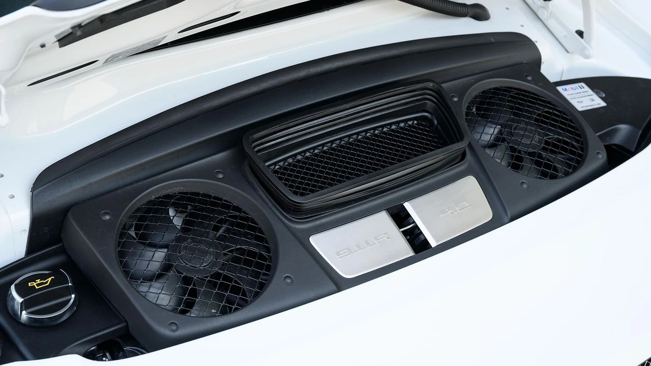 2016 Porsche 991 R - Image 3 of 31