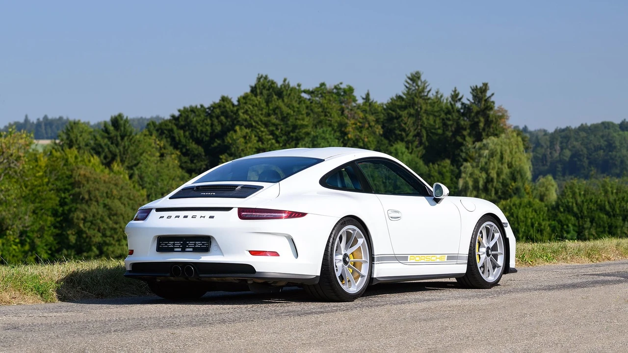 2016 Porsche 991 R - Image 6 of 31