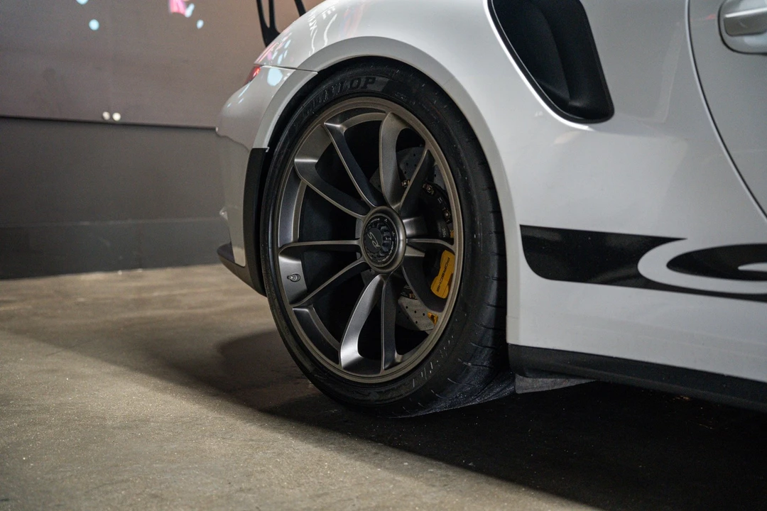 2016 Porsche 991 Carrera - Image 18 of 23