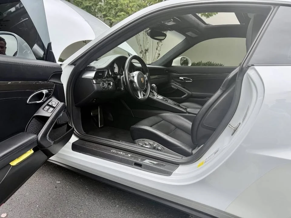 2016 Porsche 991 Turbo S - Image 11 of 20