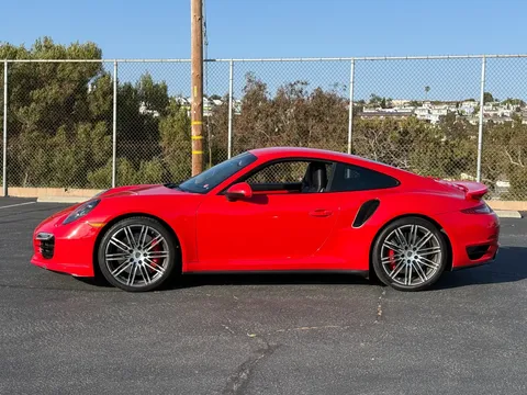 2016 Porsche 911 Turbo