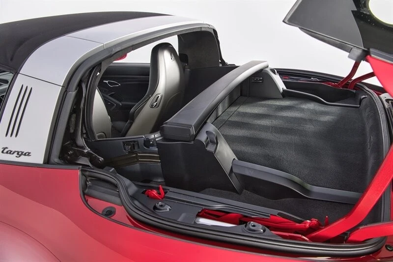2016 Porsche 991 Targa 4 GTS - Image 13 of 21