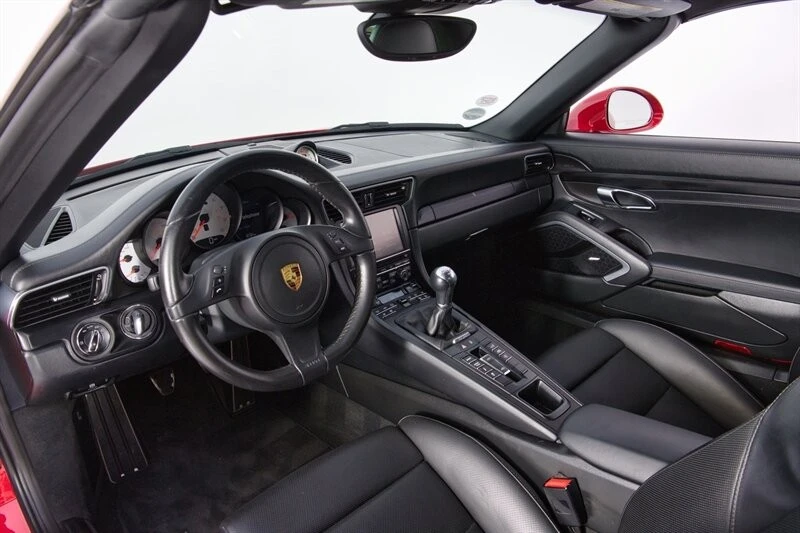 2016 Porsche 991 Targa 4 GTS - Image 21 of 21