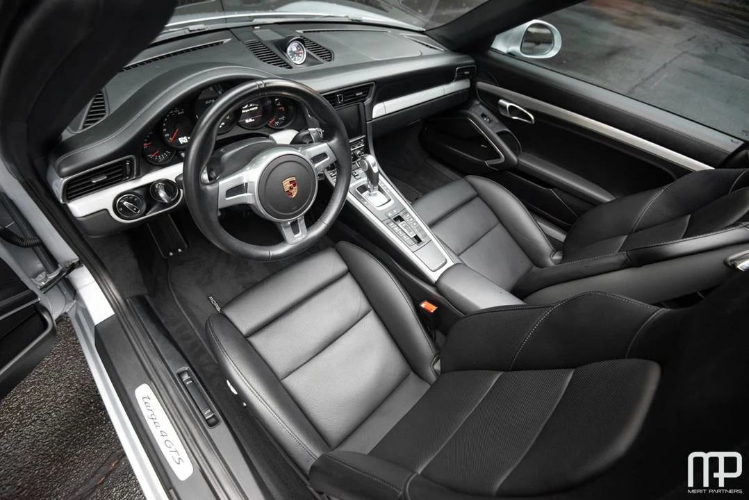 2016 Porsche 991 Targa 4 GTS - Image 14 of 31
