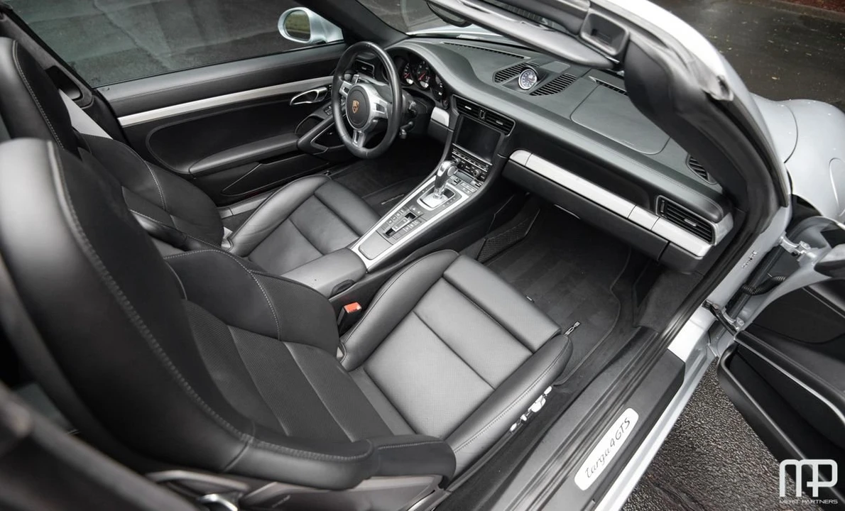 2016 Porsche 991 Targa 4 GTS - Image 19 of 31