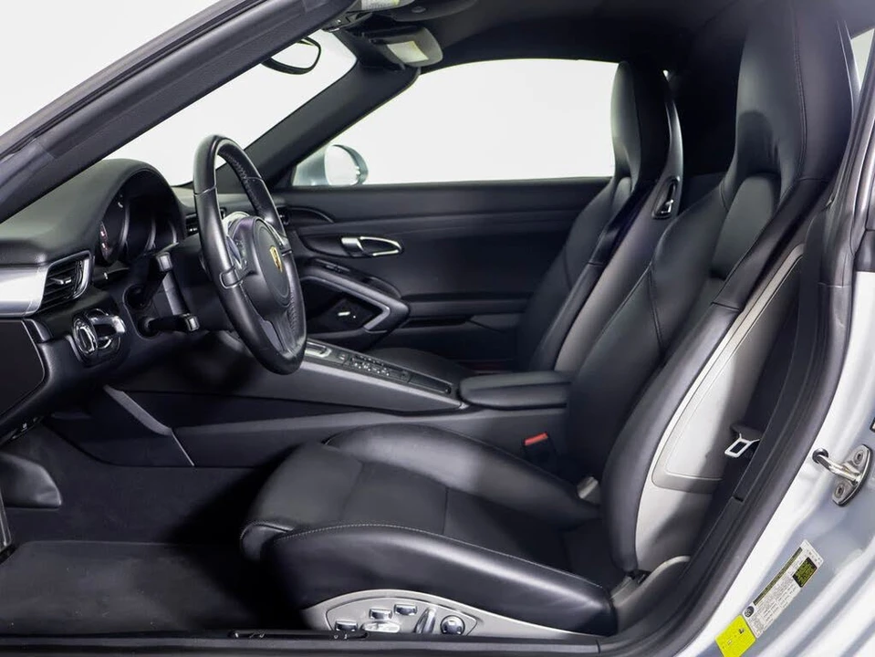 2016 Porsche 991 Targa 4 GTS - Image 5 of 31