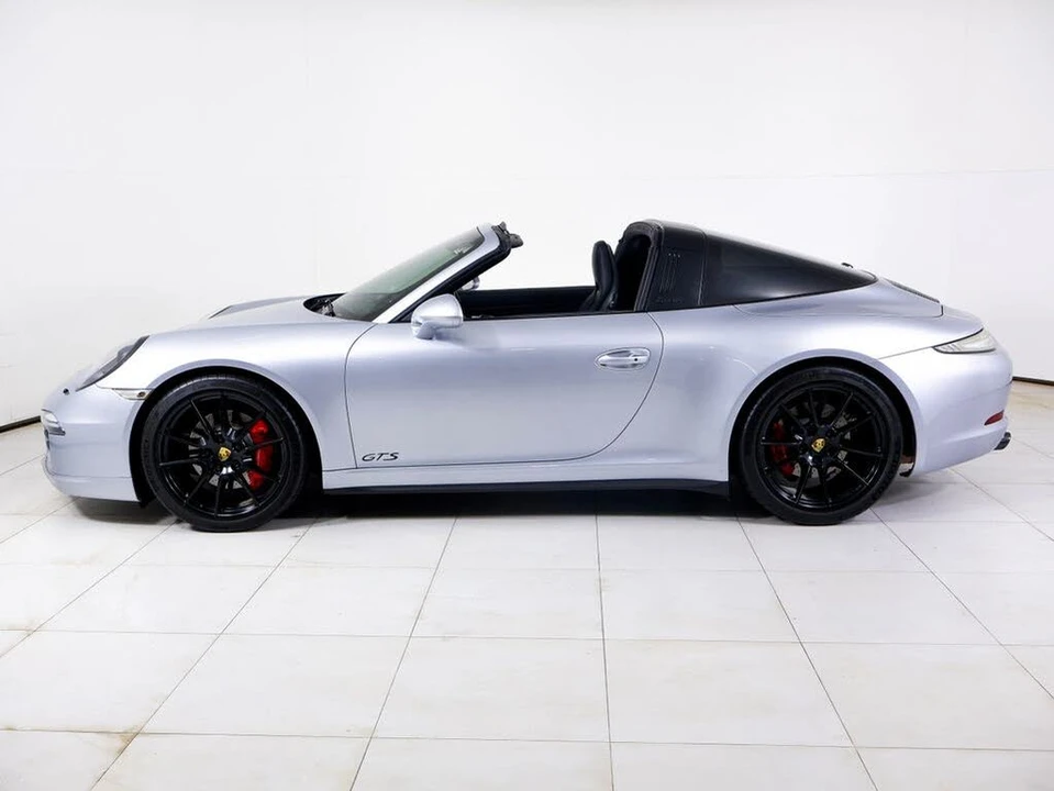 2016 Porsche 991 Targa 4 GTS - Image 2 of 31