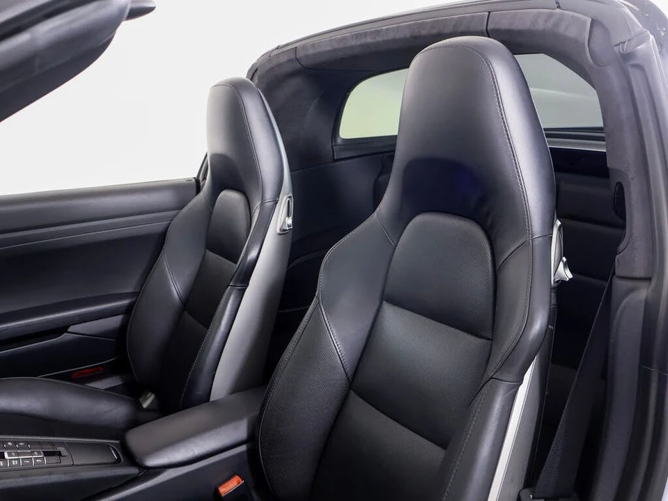 2016 Porsche 991 Targa 4 GTS - Image 9 of 31