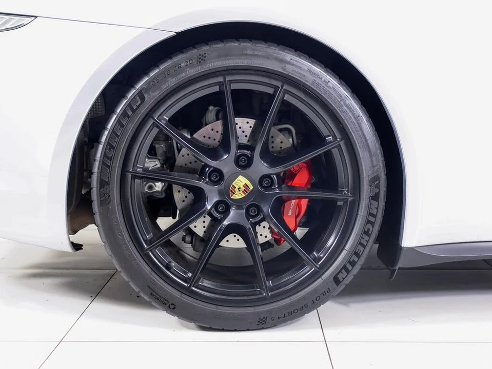 2016 Porsche 991 Targa 4 GTS - Image 29 of 31
